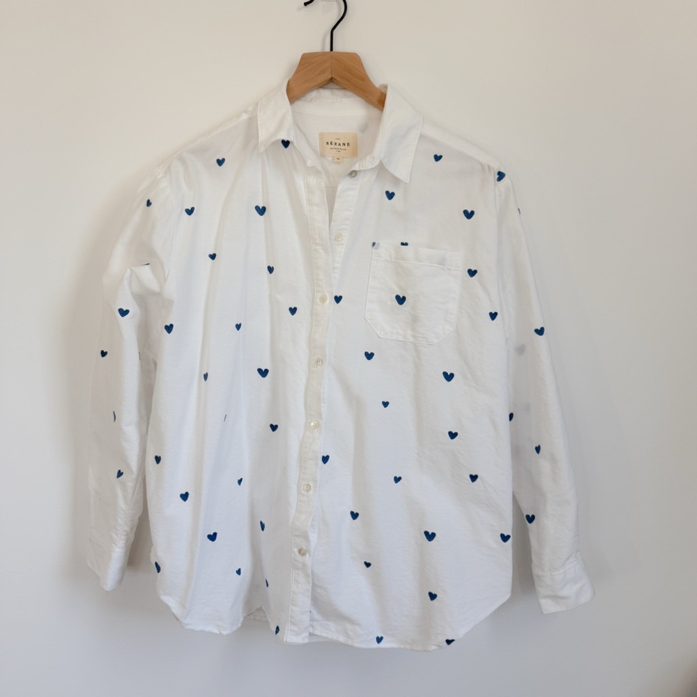 Sezane white button down with blue hearts